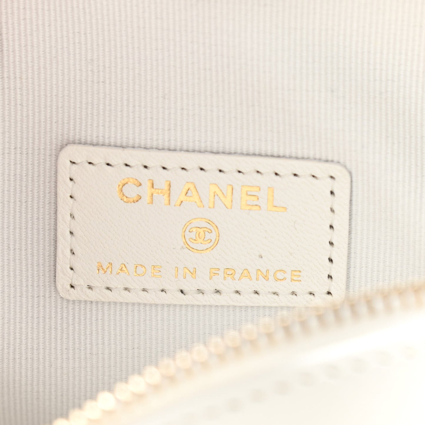 Lambskin Quilted CC In Love Heart Clutch With Chain White