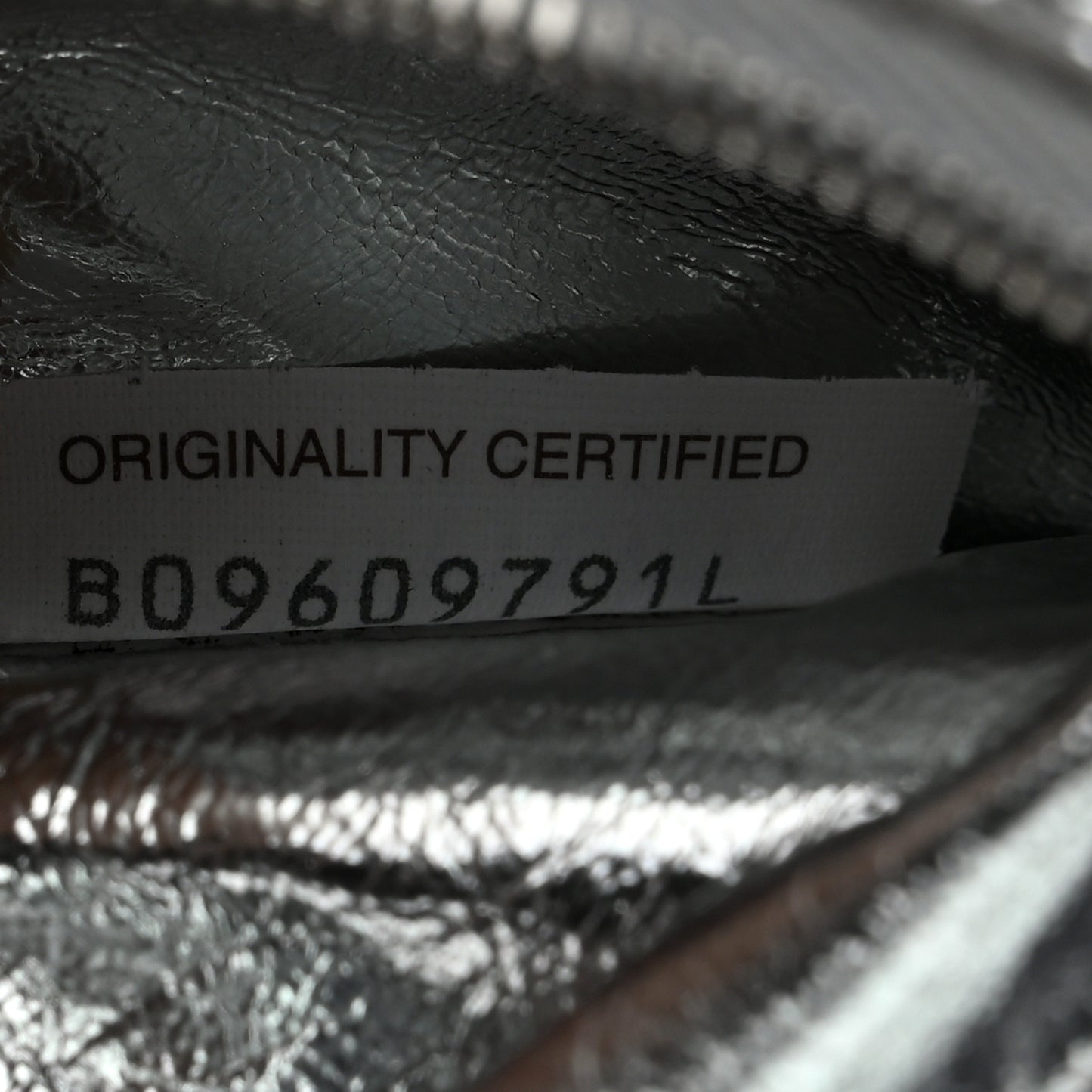 Metallic Lambskin Maxi Intrecciato Cassette Crossbody Bag Silver