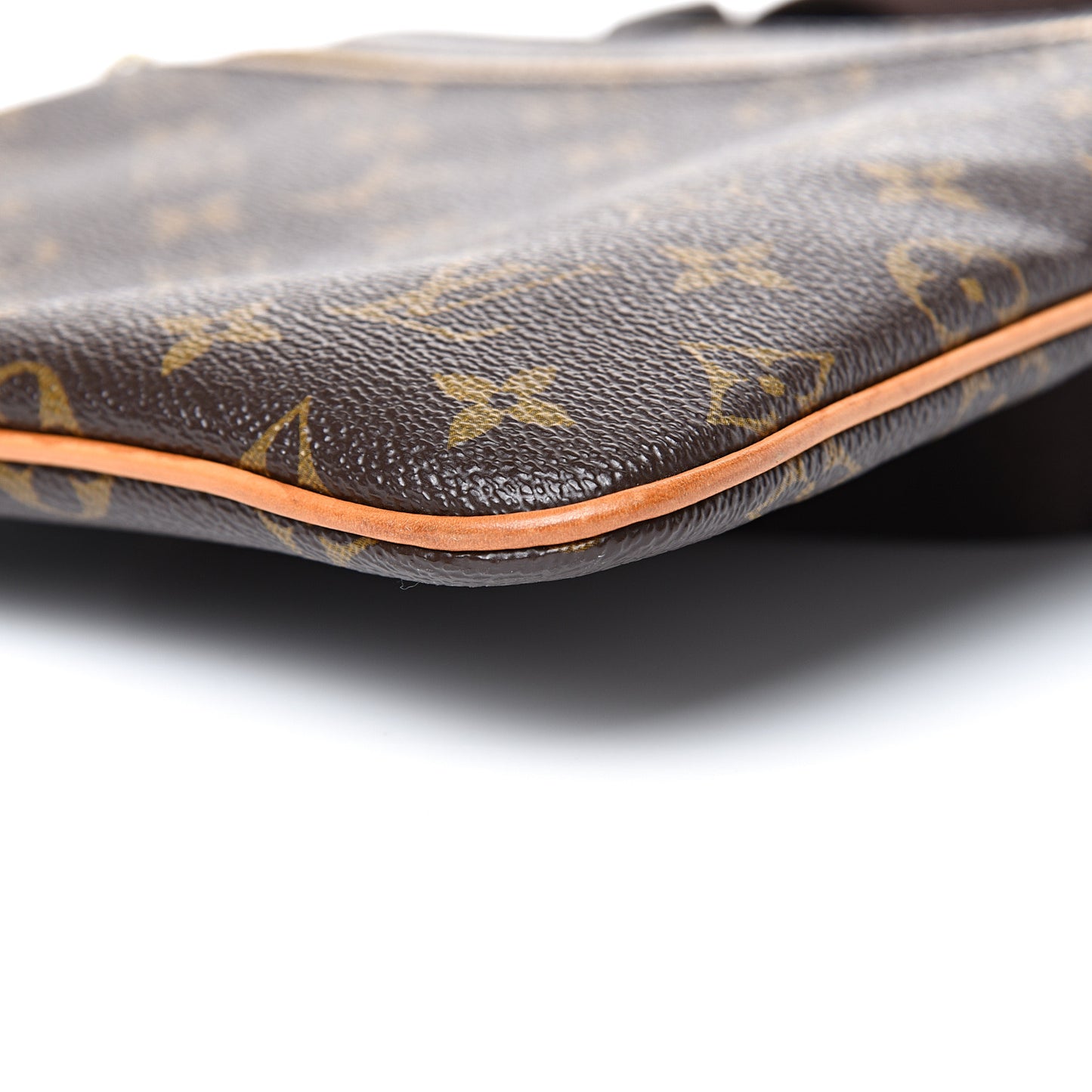 Monogram Pochette Valmy