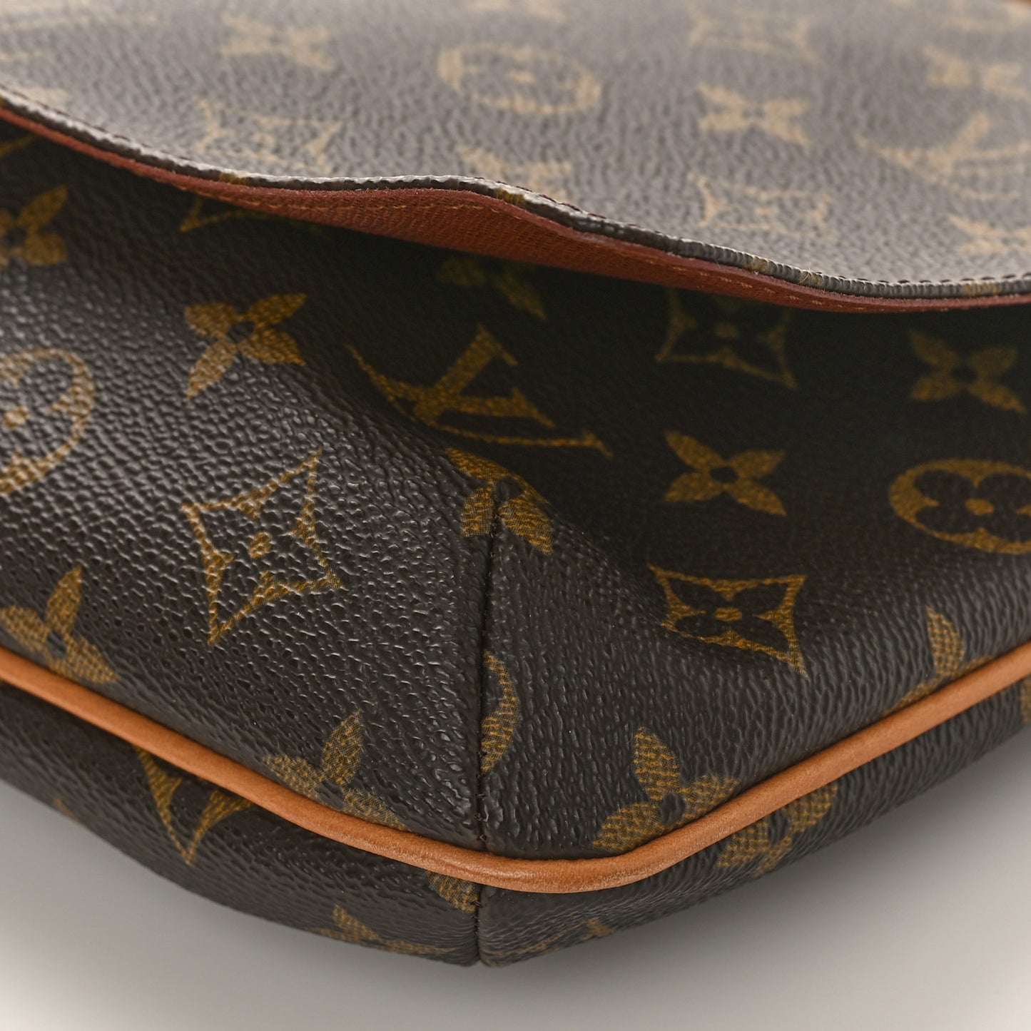 Monogram Musette Tango
