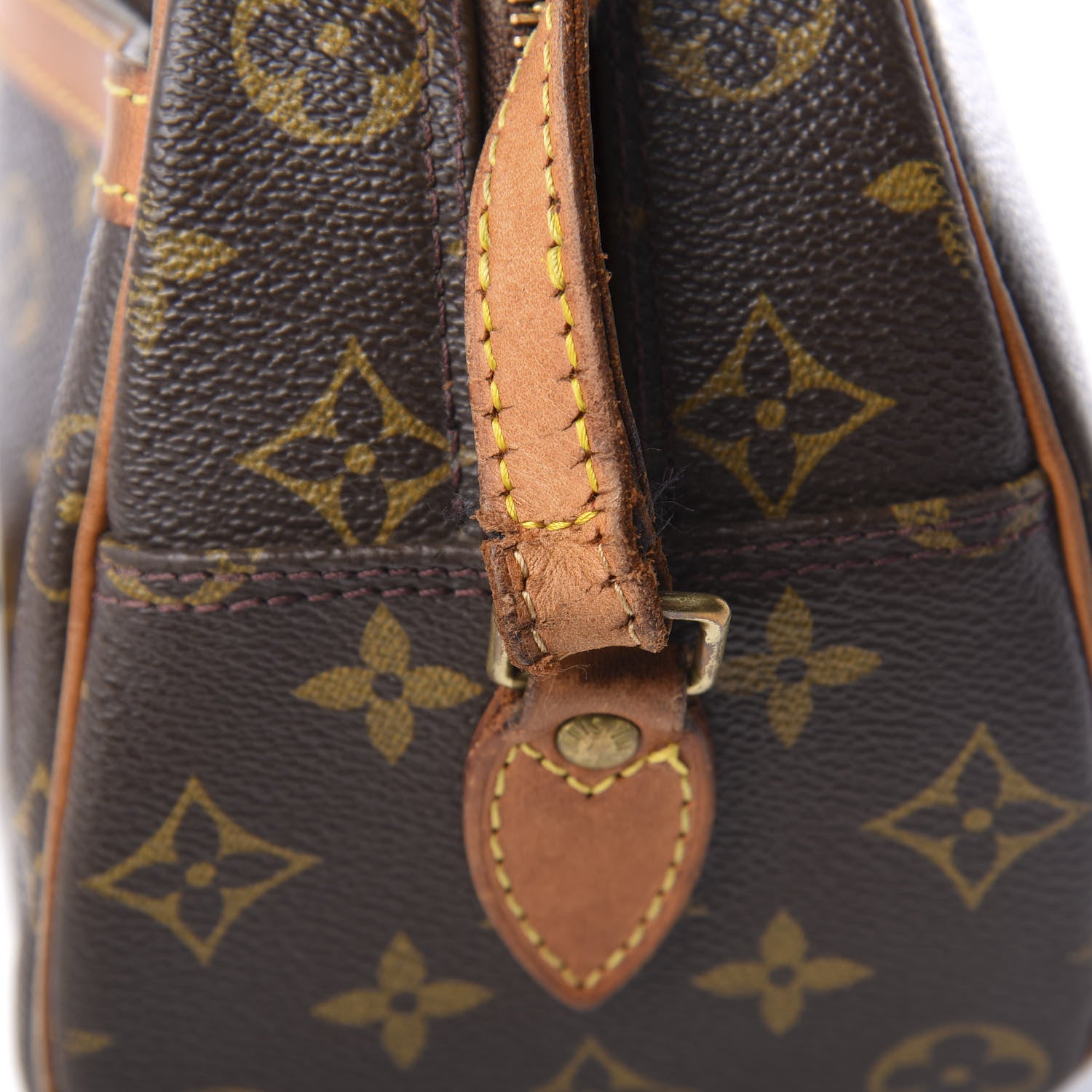 Louis Vuitton Monogram Blois 12 of 13