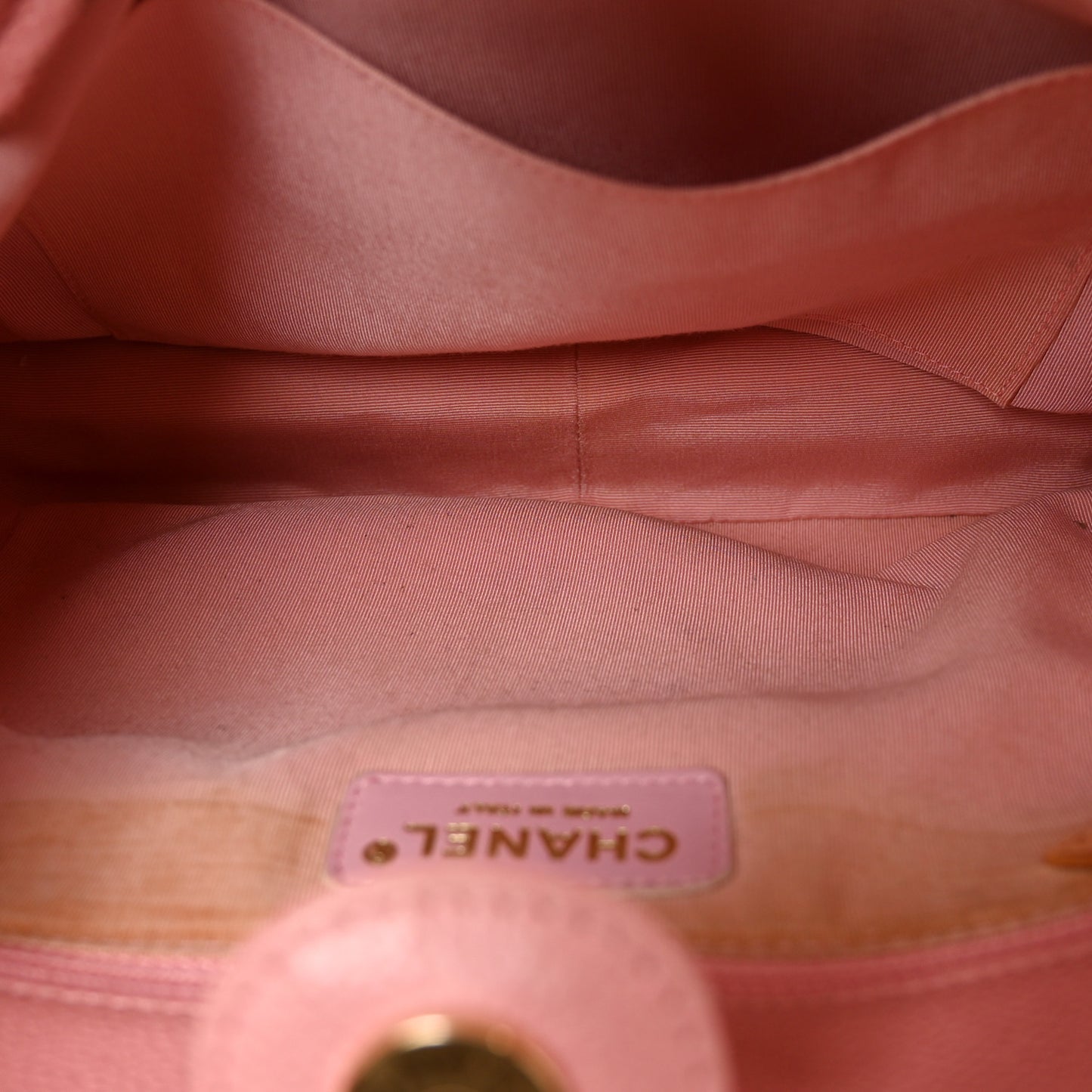 Caviar Quilted Petit Shopping Tote PST Pink