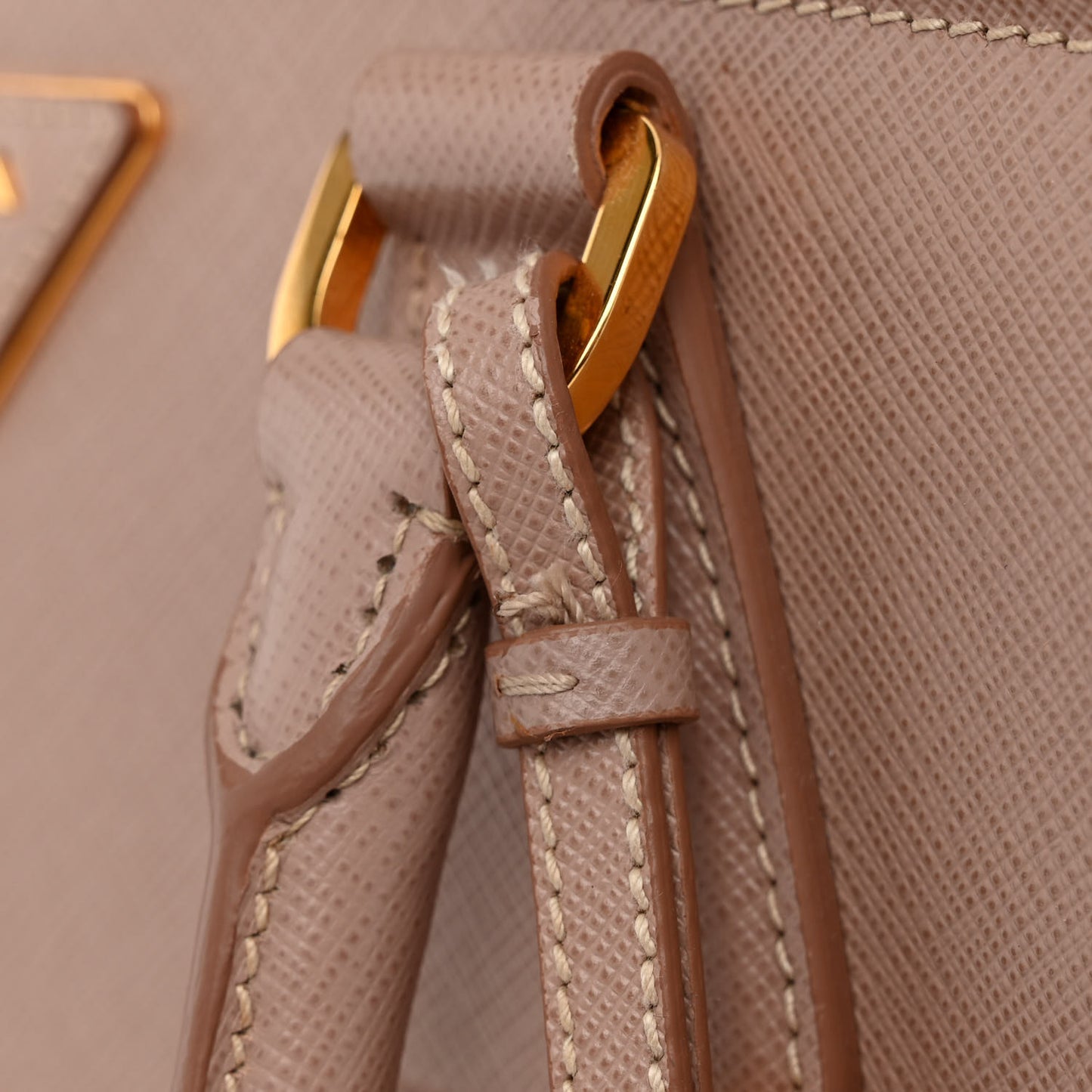 Saffiano Lux Parabole Tote Cammeo