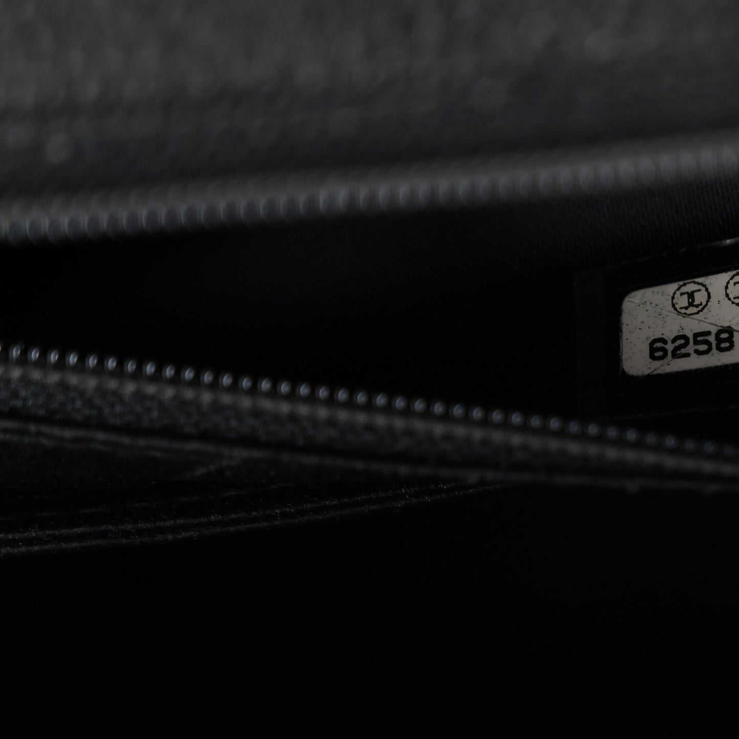 Caviar Quilted Jumbo Kelly Flap Black