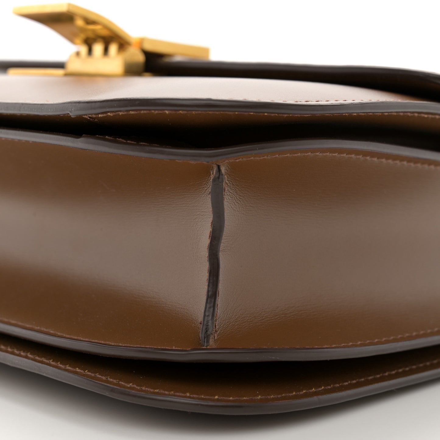 Box Calfskin Medium Classic Box Flap Bag Camel