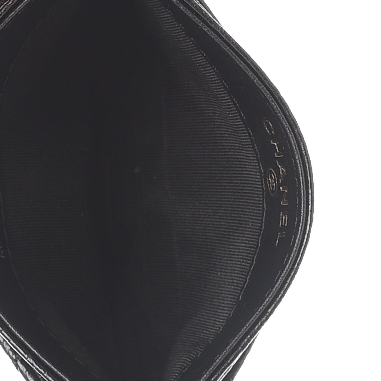 Calfskin Camellia Embossed Quilted Card Holder Black