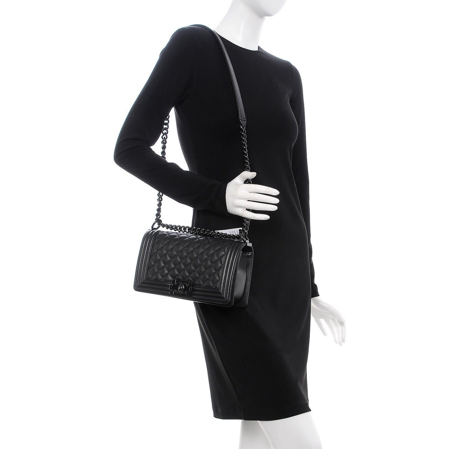 Caviar Quilted Medium Boy Flap So Black
