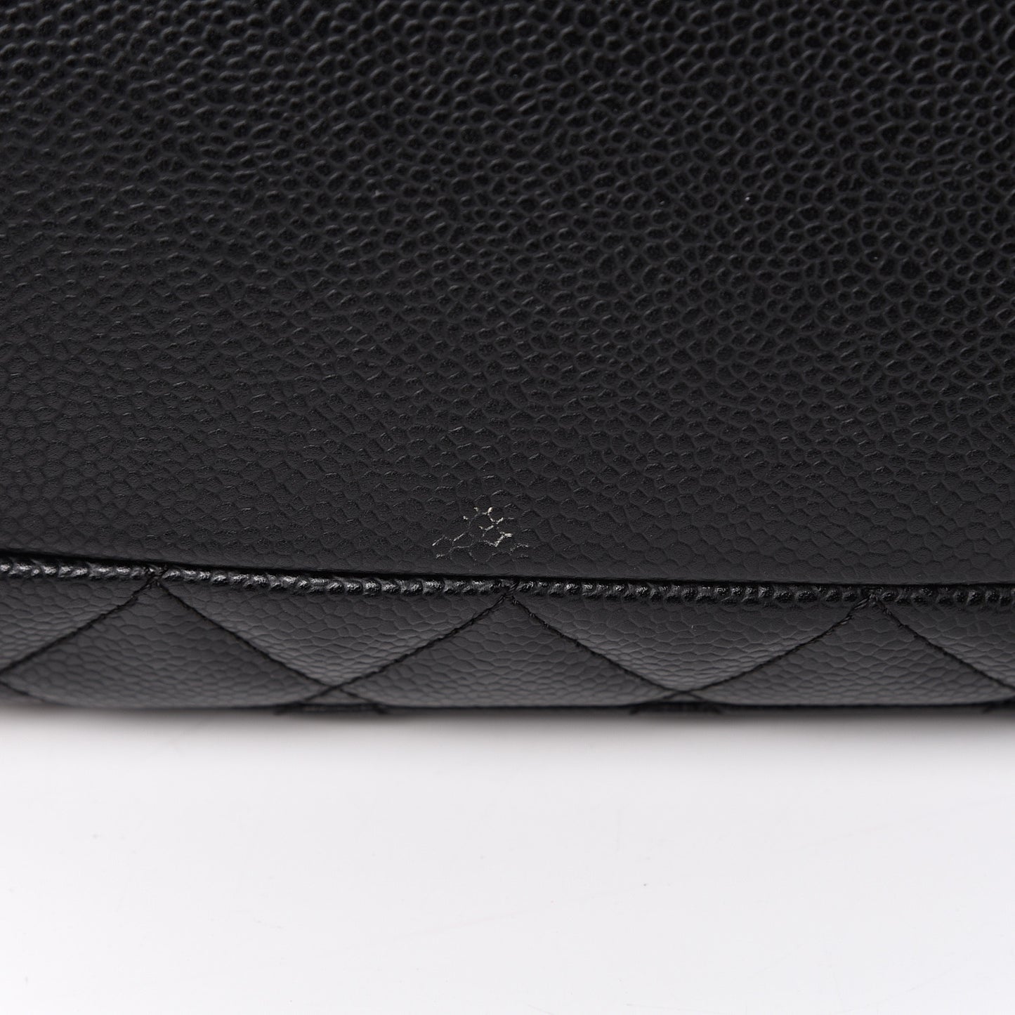 Caviar Quilted Grand Shopping Tote GST Black
