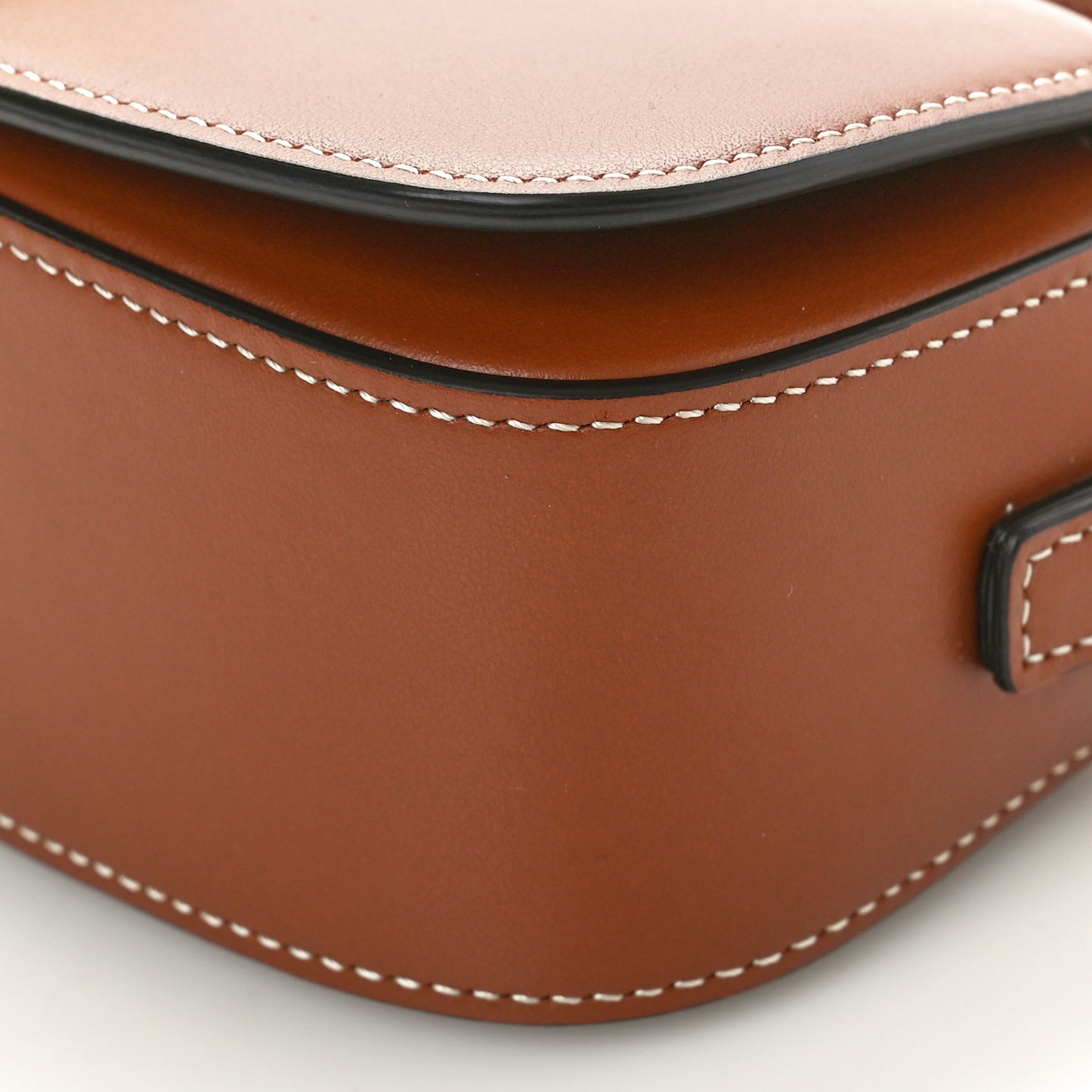 Smooth Calfskin Tabou Clutch On Strap Tan