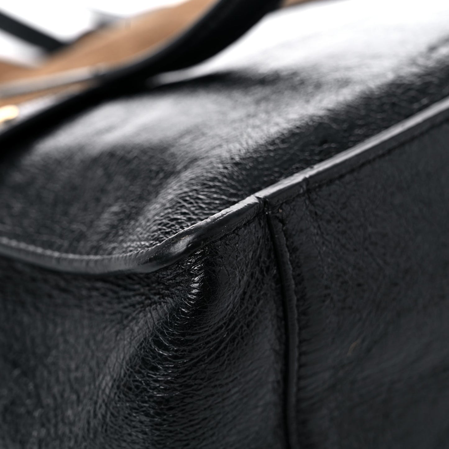 Agnello Old Shine Vitello Go Rain Small Flip Tote Black Marrone