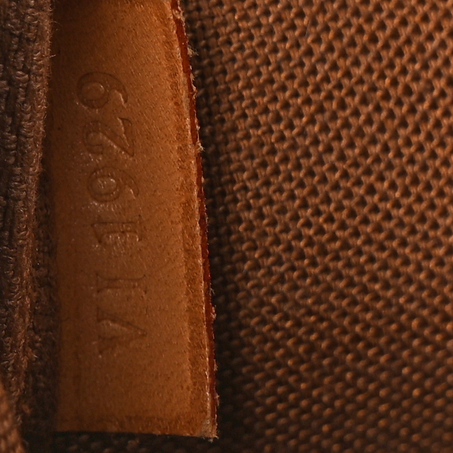 Louis Vuitton Monogram Pochette Accessories 7 of 9