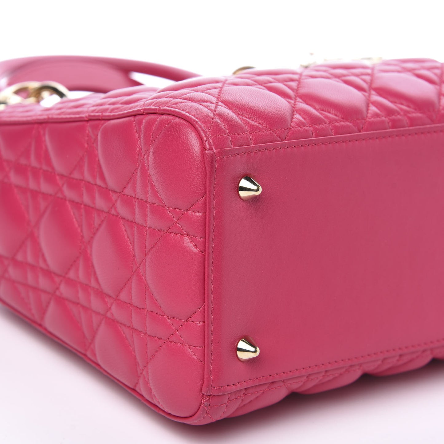 Lambskin Cannage Medium Lady Dior Fuchsia