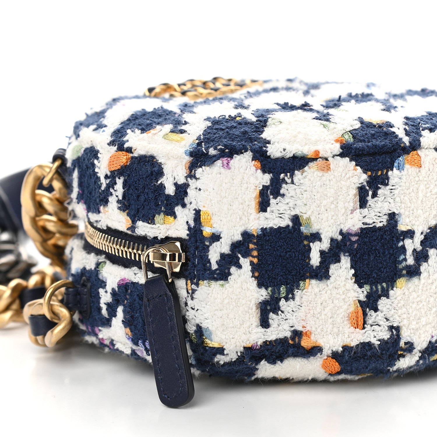 Chanel Tweed Chanel 19 Round Clutch With Chain Ecru Navy Blue Multicolor 7 of 8