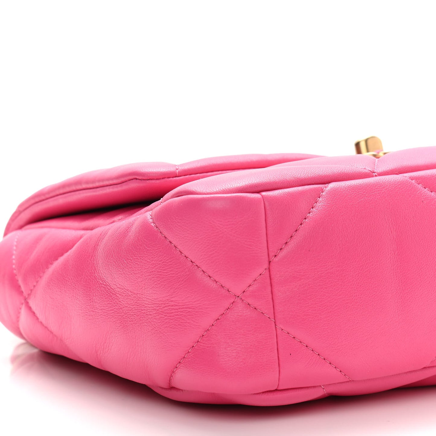 Lambskin Quilted Medium Chanel 19 Flap Pink