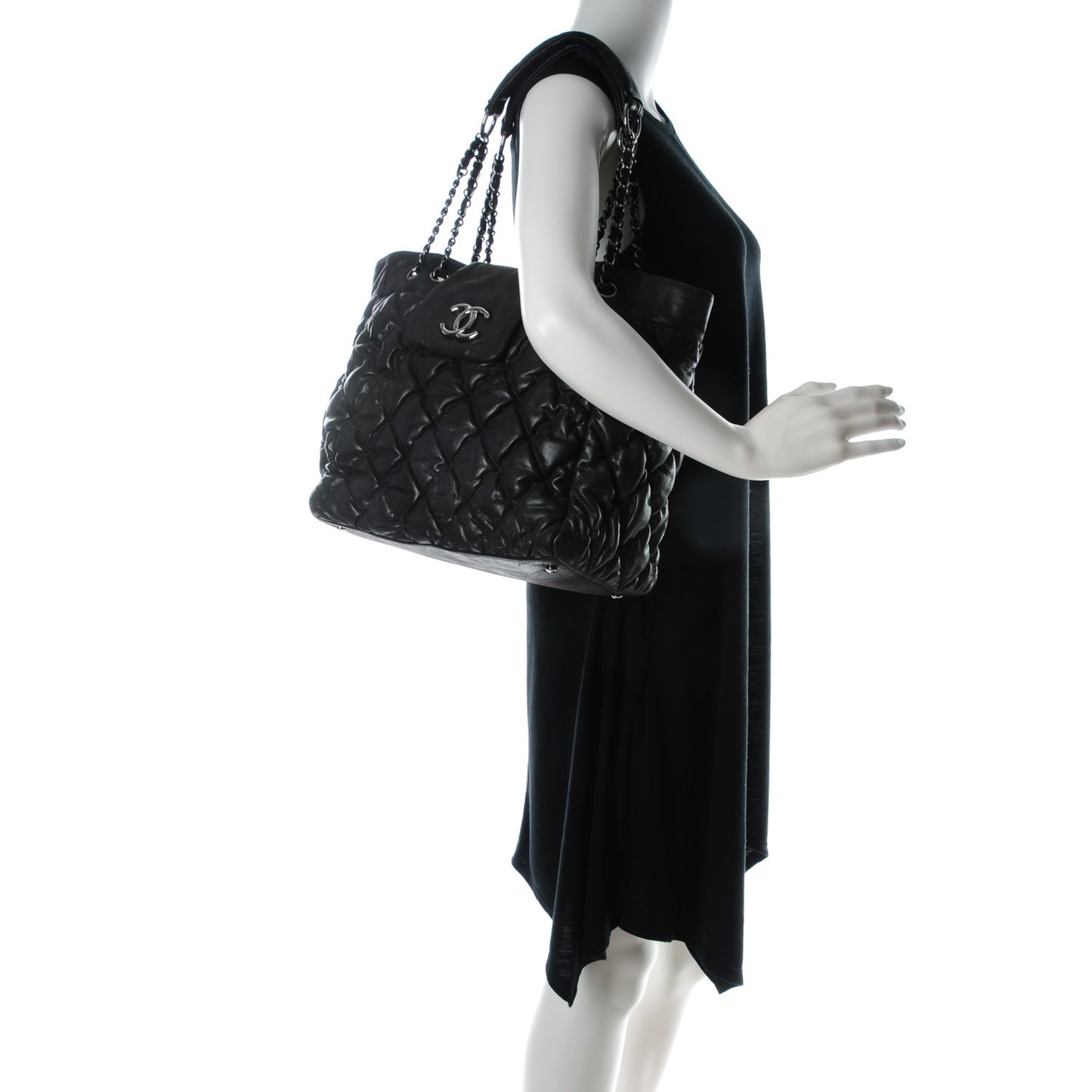 Lambskin Large Bubble Quilt Tote Black