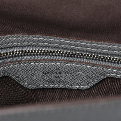 Louis Vuitton Taiga Milo Messenger Glacier 6 of 8