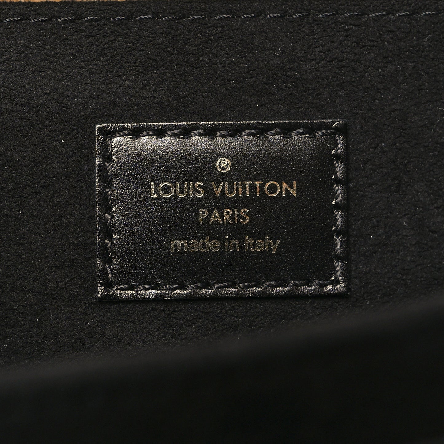 Reverse Monogram Pochette Metis