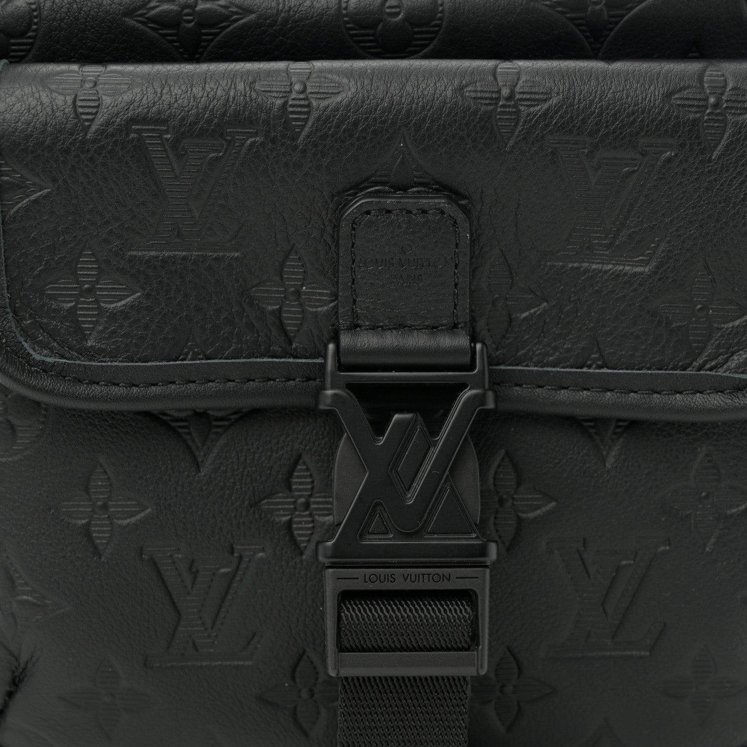 Louis Vuitton Calfskin Monogram Shadow Getaway Messenger Black 7 of 10