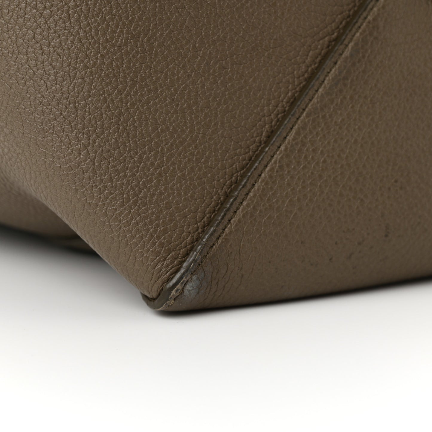 Soft Grained Calfskin Small Belt Cabas Phantom Taupe