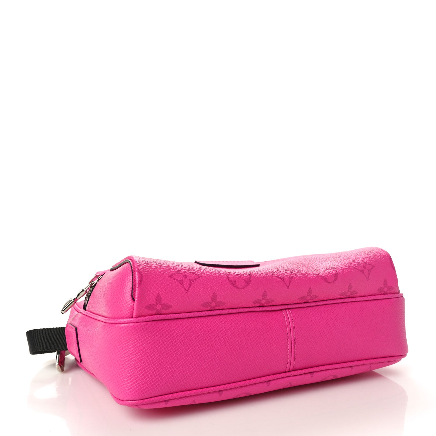 Louis Vuitton Taigarama Outdoor Messenger Fuchsia 4 of 10