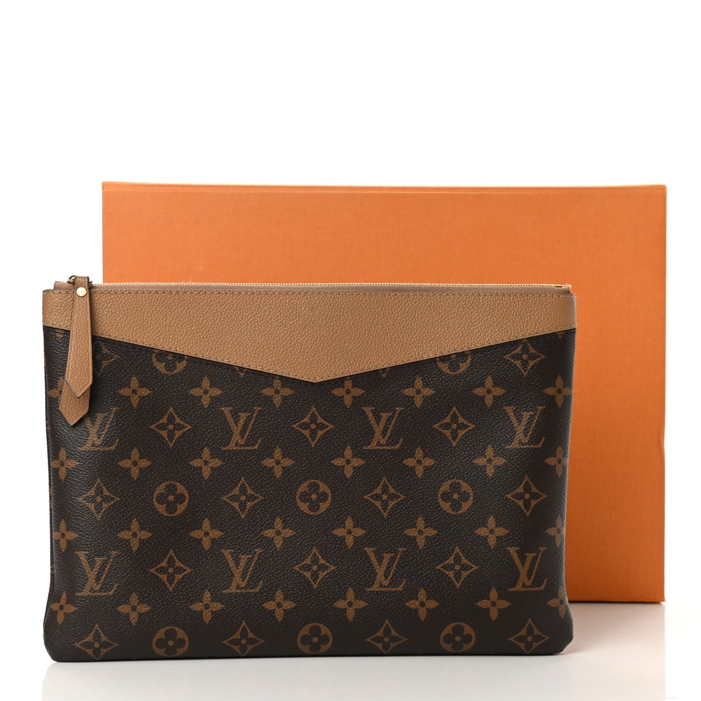 Monogram Daily Pouch Sesame