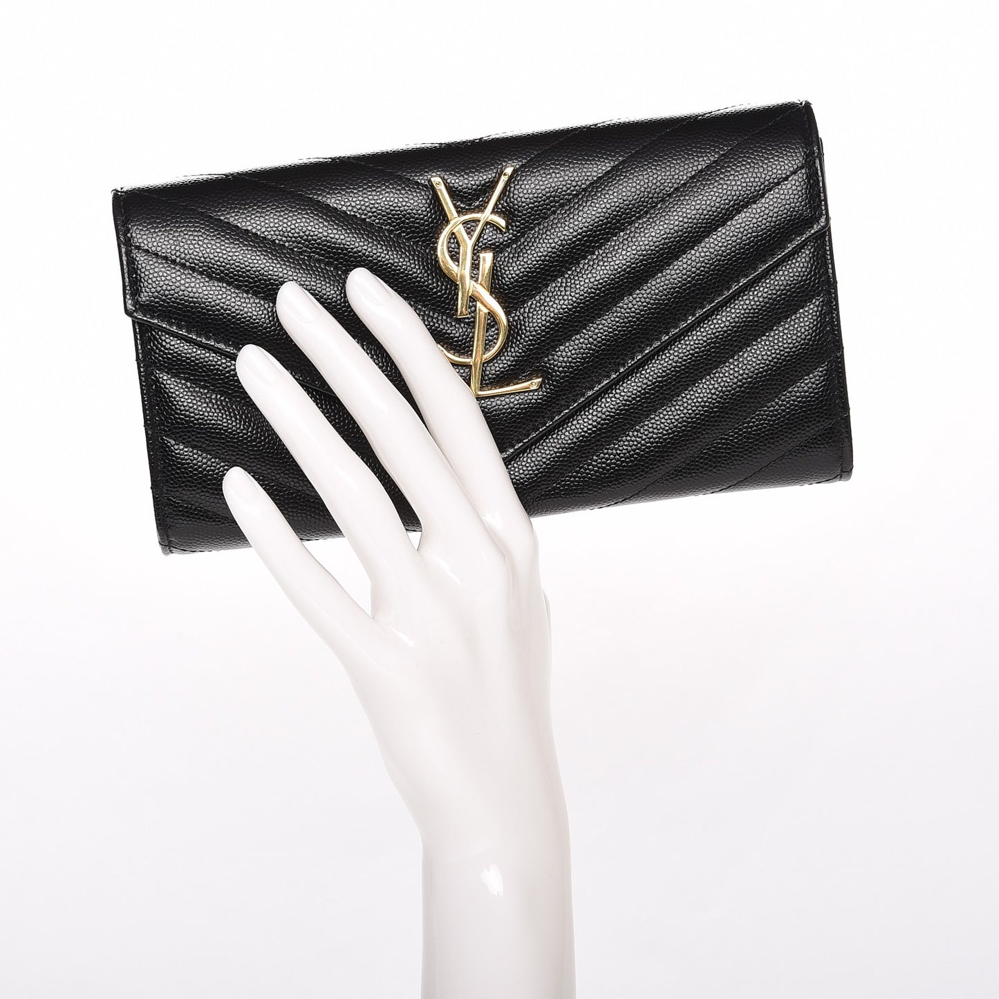 Grain De Poudre Matelasse Chevron Monogram Flap Wallet Black