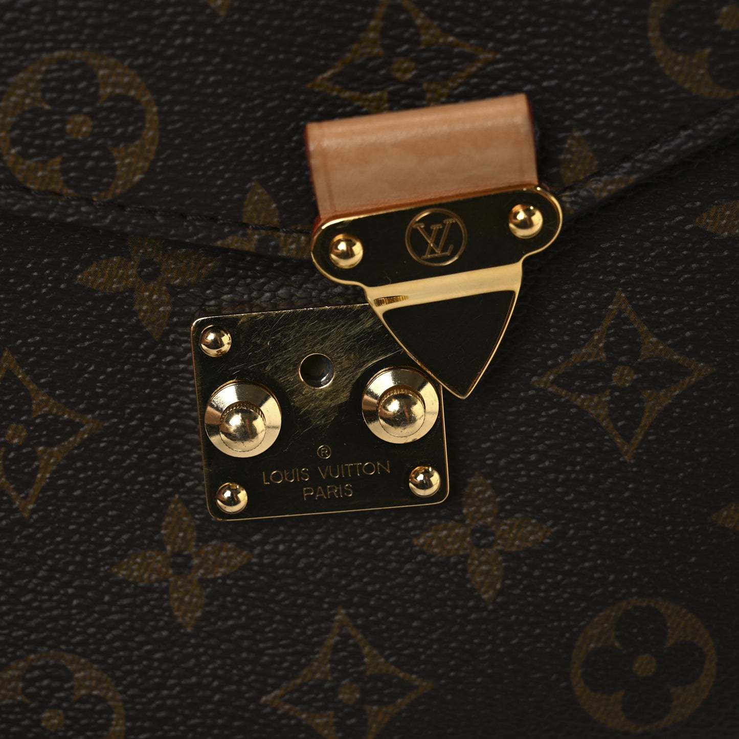 Monogram Pochette Metis