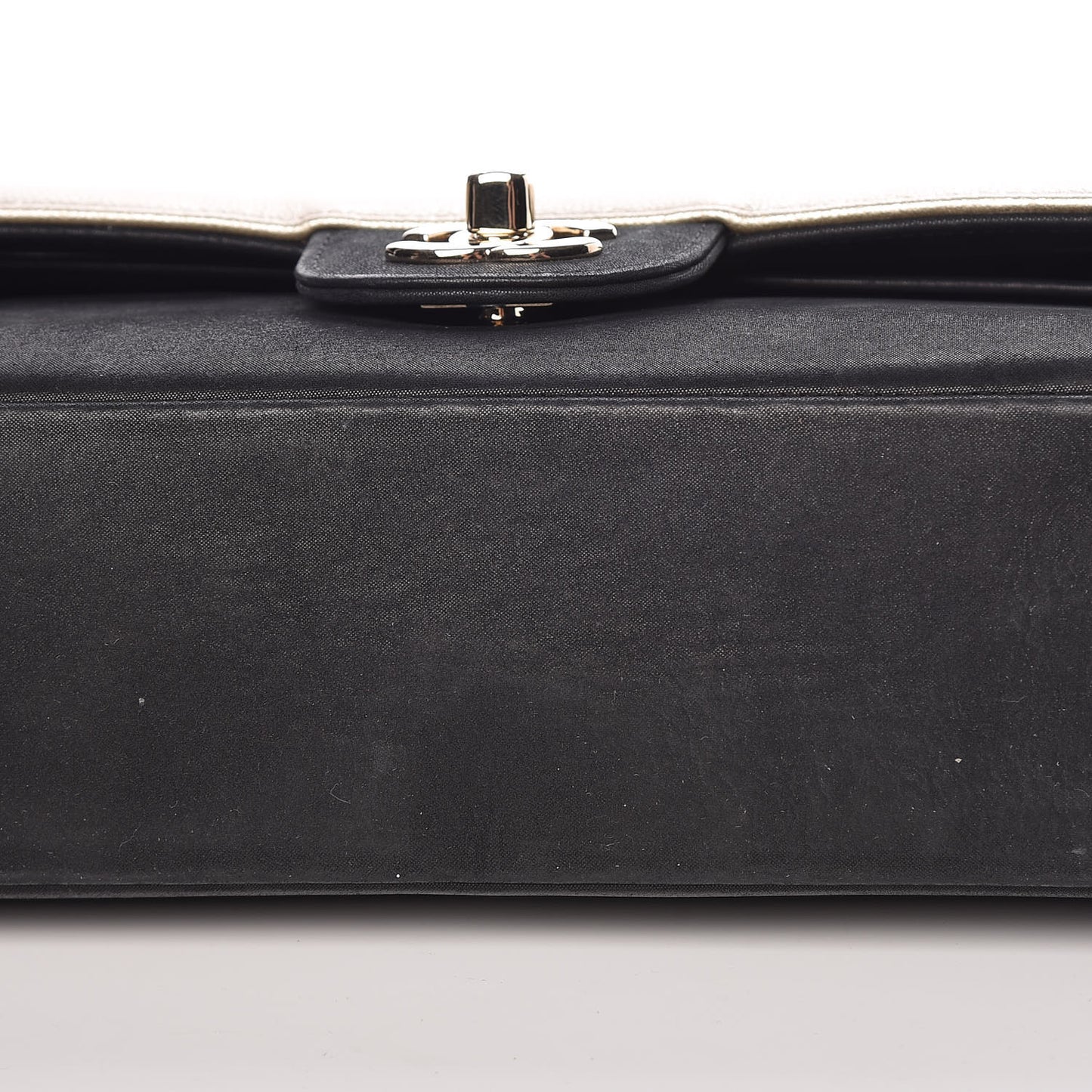 Caviar Iridescent Calfskin Duo Medium Double Flap Light Gold Black