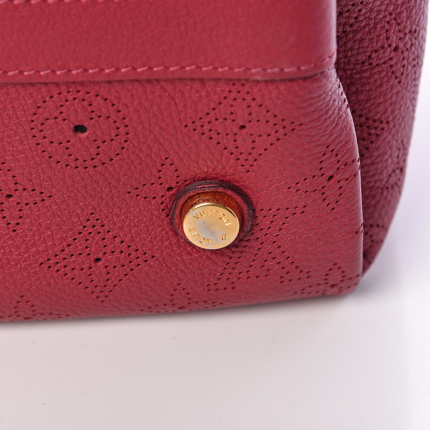Louis Vuitton Mahina Cirrus PM Grenat 12 of 17