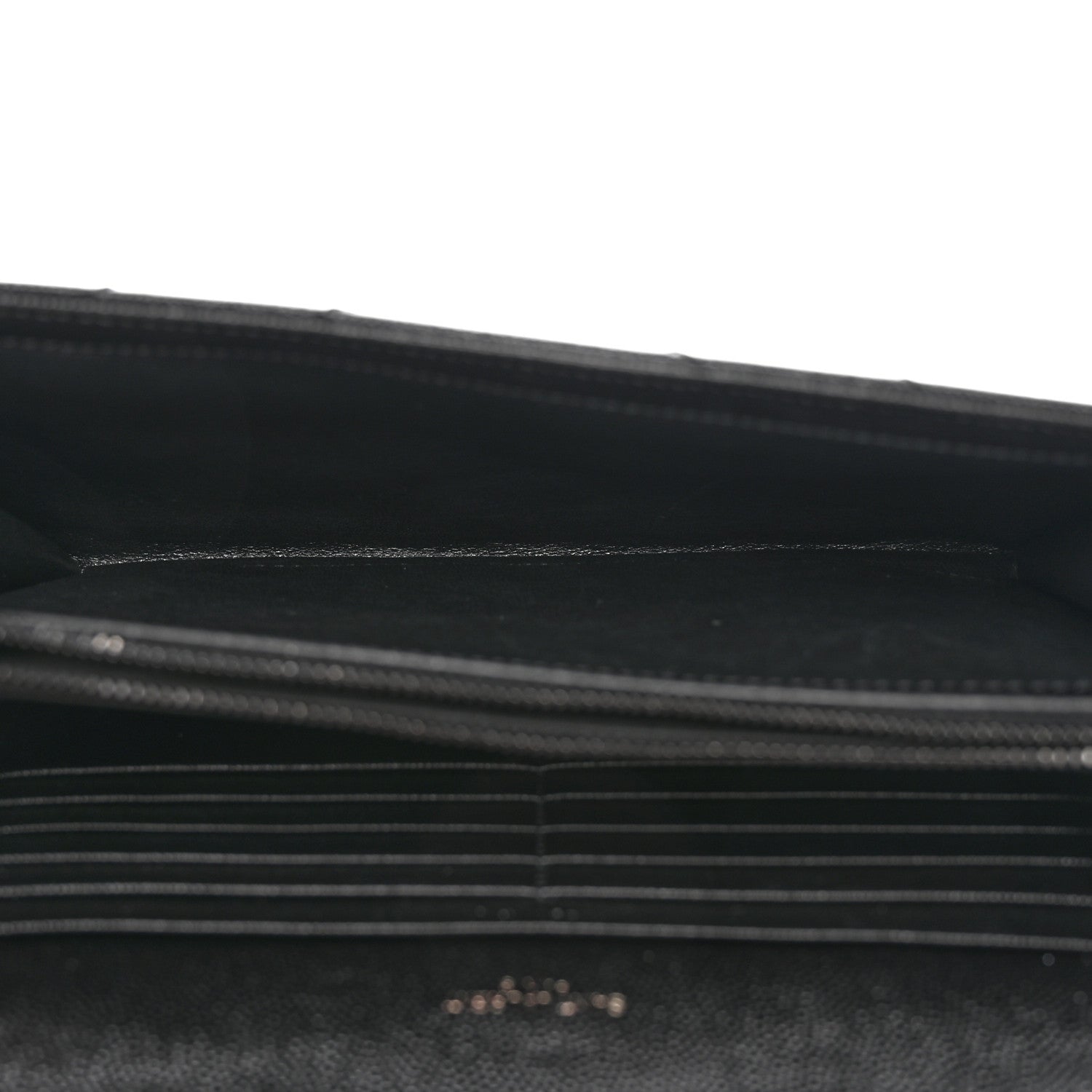 Saint Laurent Grain De Poudre Matelasse Chevron Monogram Monochrome Chain Wallet Black 5 of 12