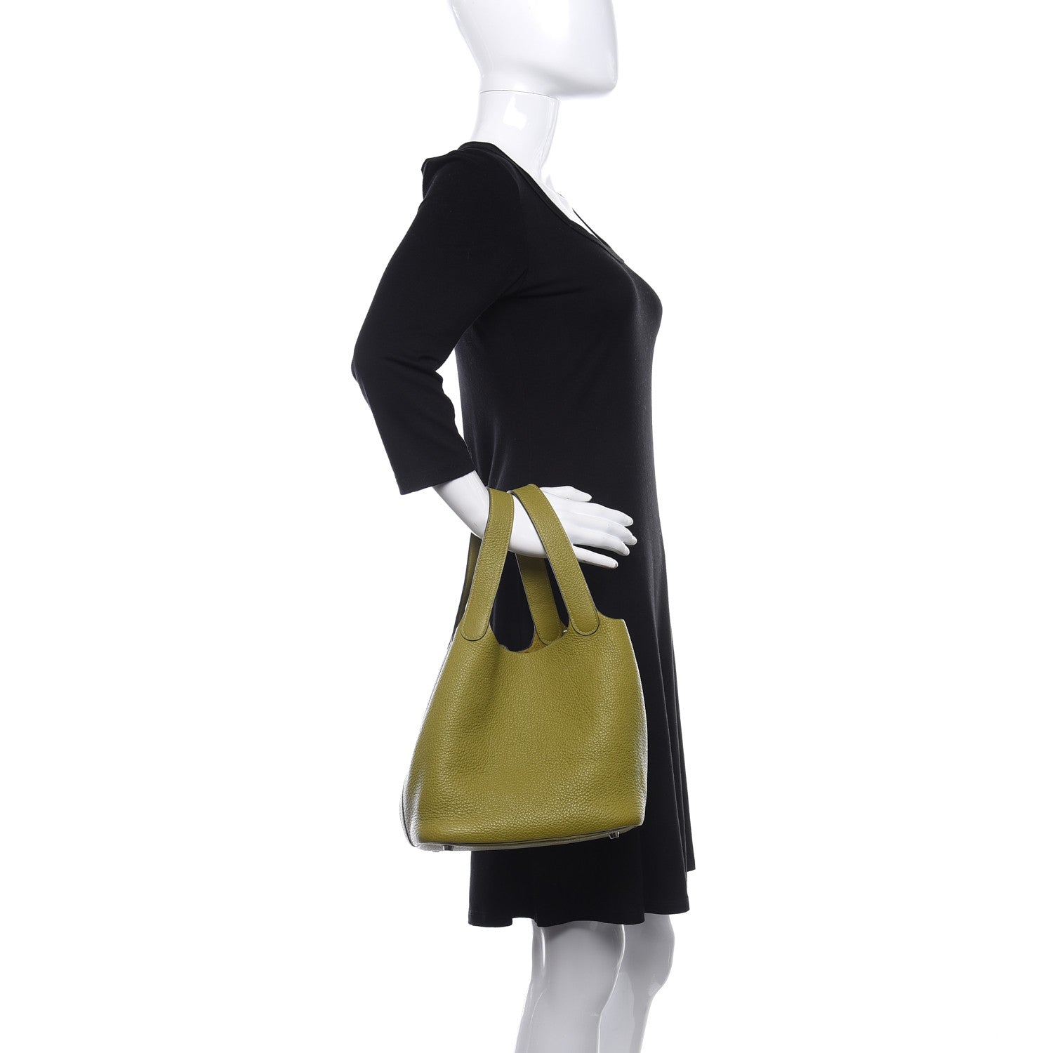 Hermes Taurillon Clemence Picotin 22 MM Chartreuse 2 of 8
