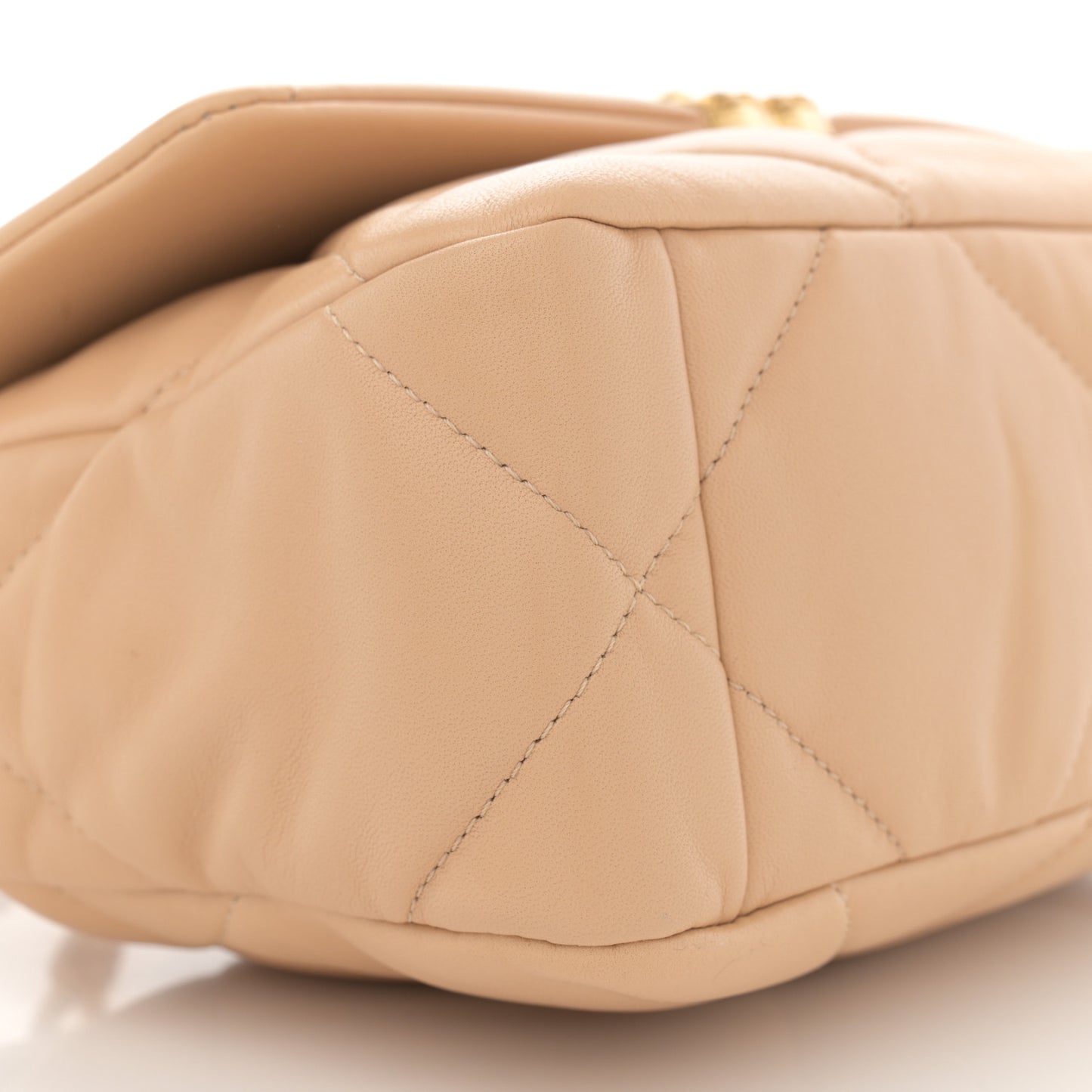 Lambskin Quilted Medium Chanel 19 Flap Beige