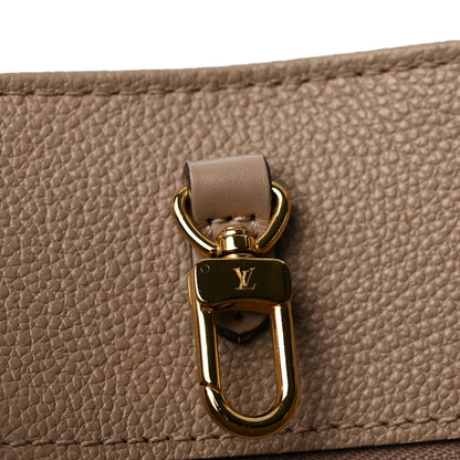 Louis Vuitton Empreinte Monogram Giant Onthego MM Tourterelle 10 of 12