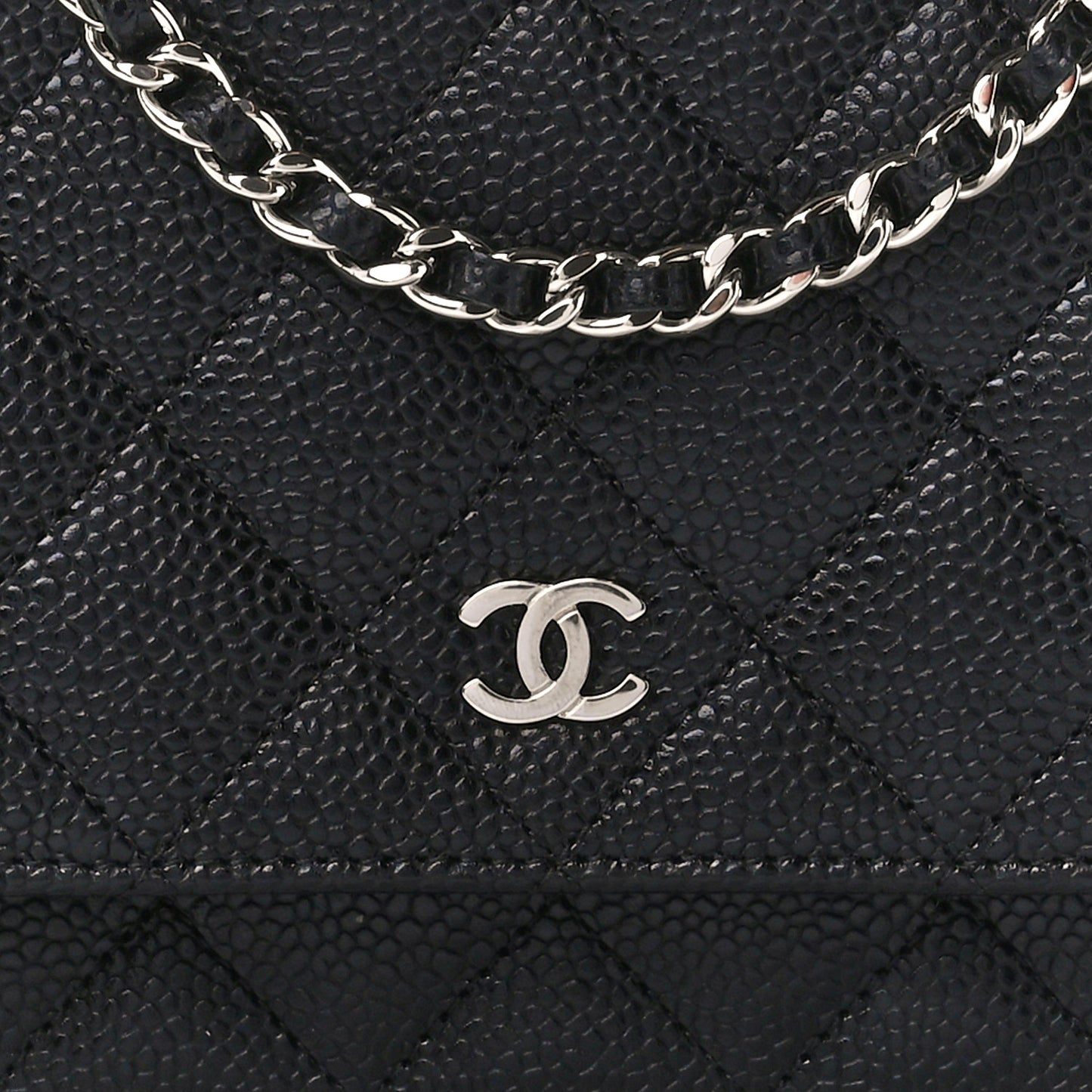 Caviar Quilted Wallet on Chain WOC Black