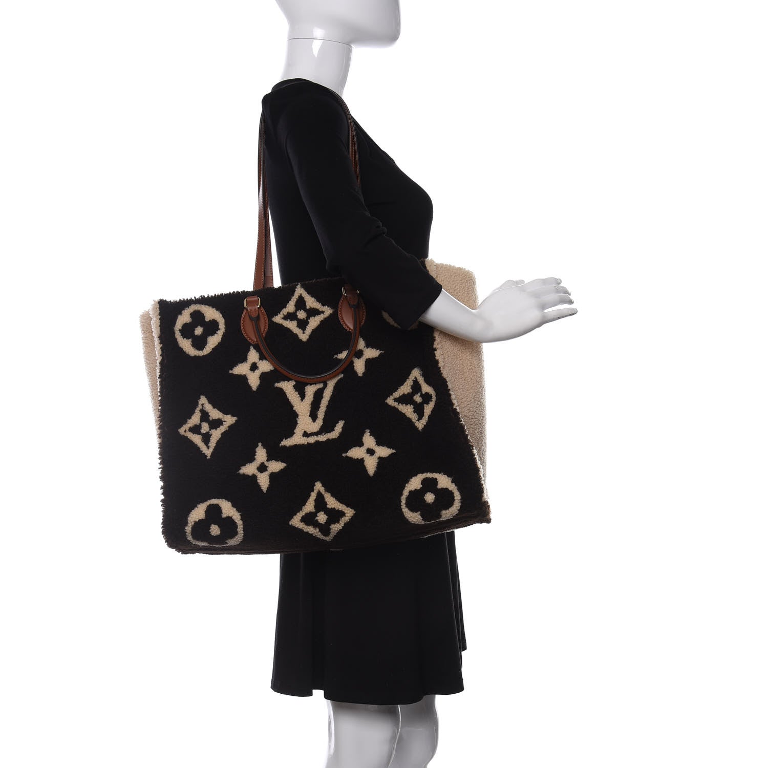 Louis Vuitton Shearling Monogram Giant Teddy Onthego GM Black White 2 of 10