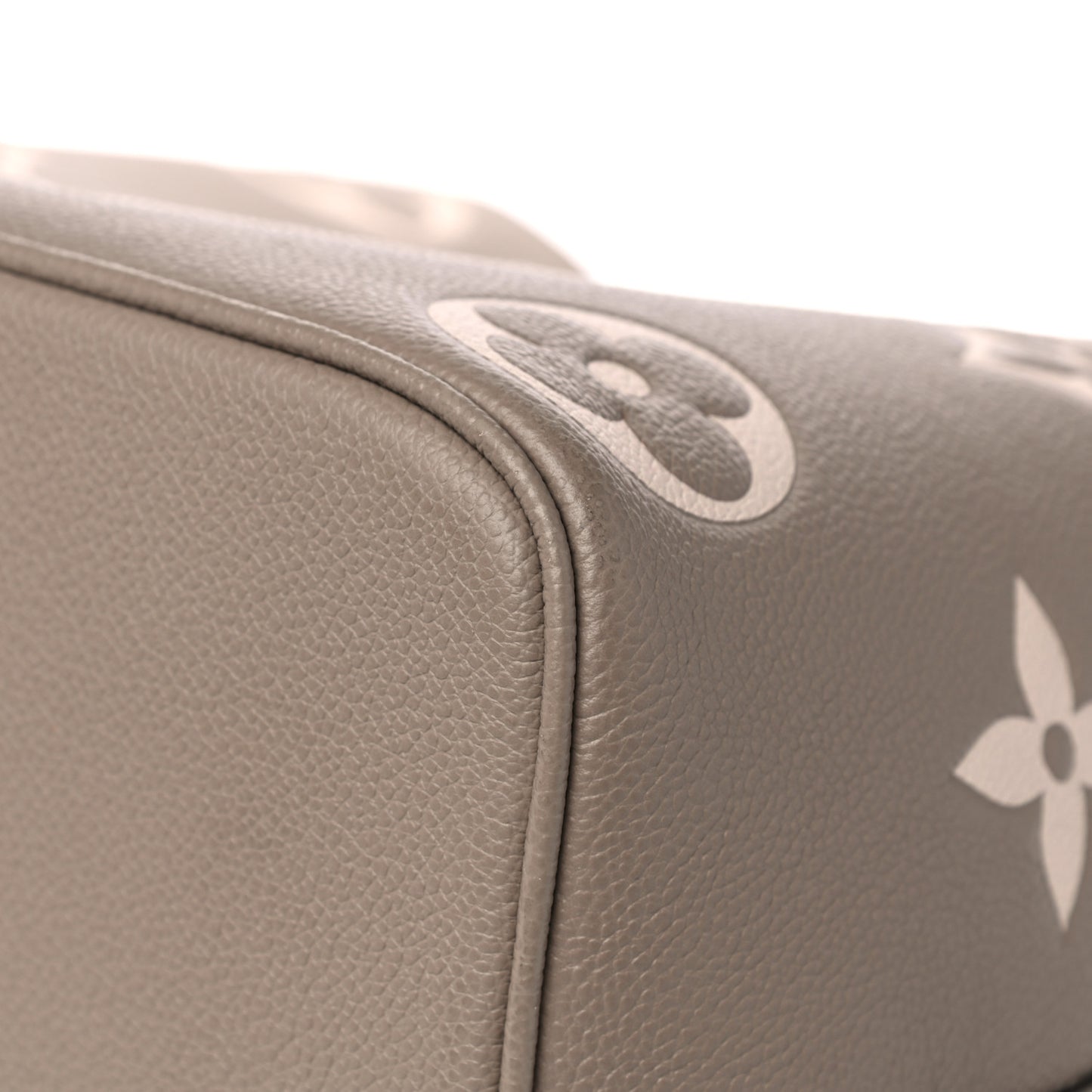 Empreinte Monogram Giant Neonoe MM Tourterelle Creme