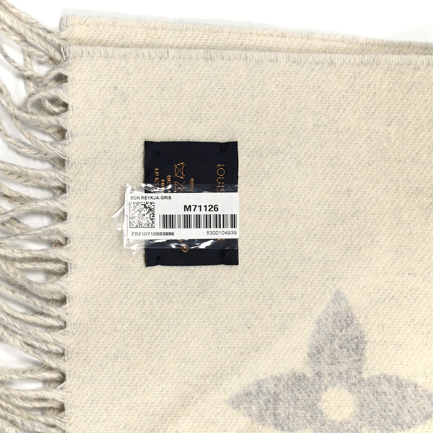 Louis Vuitton Cashmere Monogram Reykjavik Scarf Grey 3 of 3