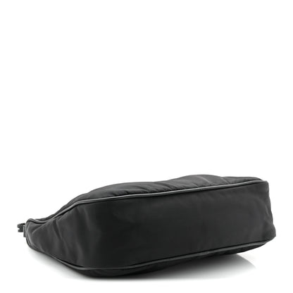 Prada Nylon Re-Edition 2005 Shoulder Bag Black 4 of 11