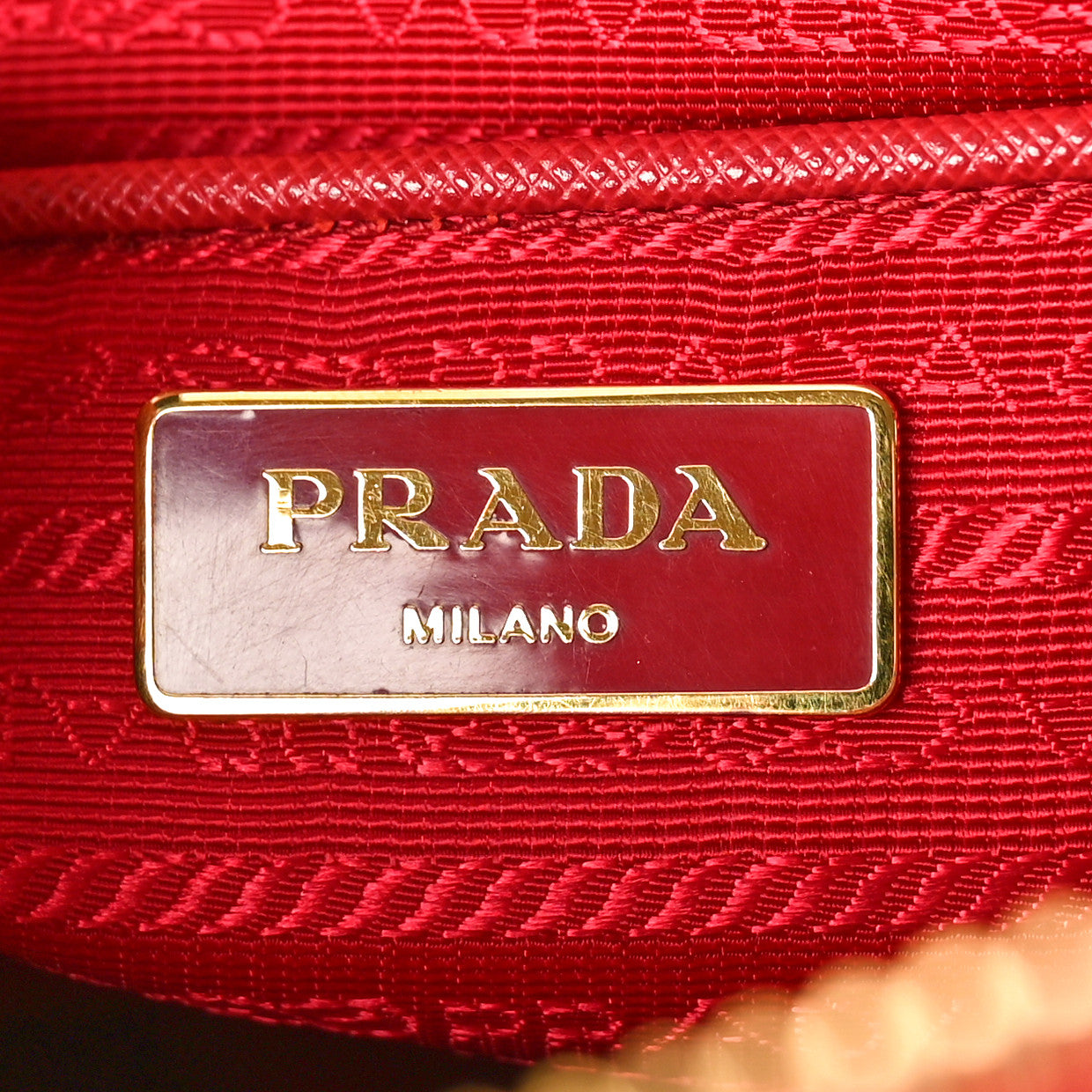 Saffiano Lux Large Promenade Tote Fuoco