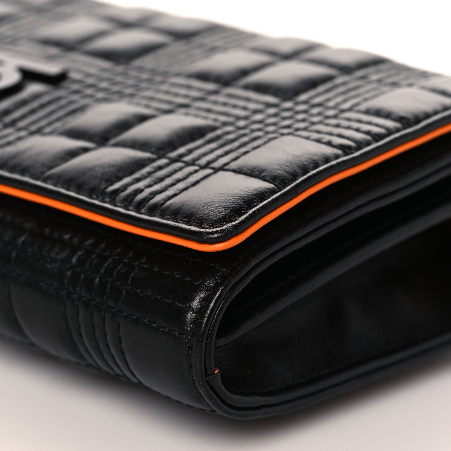 Lambskin Micro Quilted Hannah Wallet On Chain Black