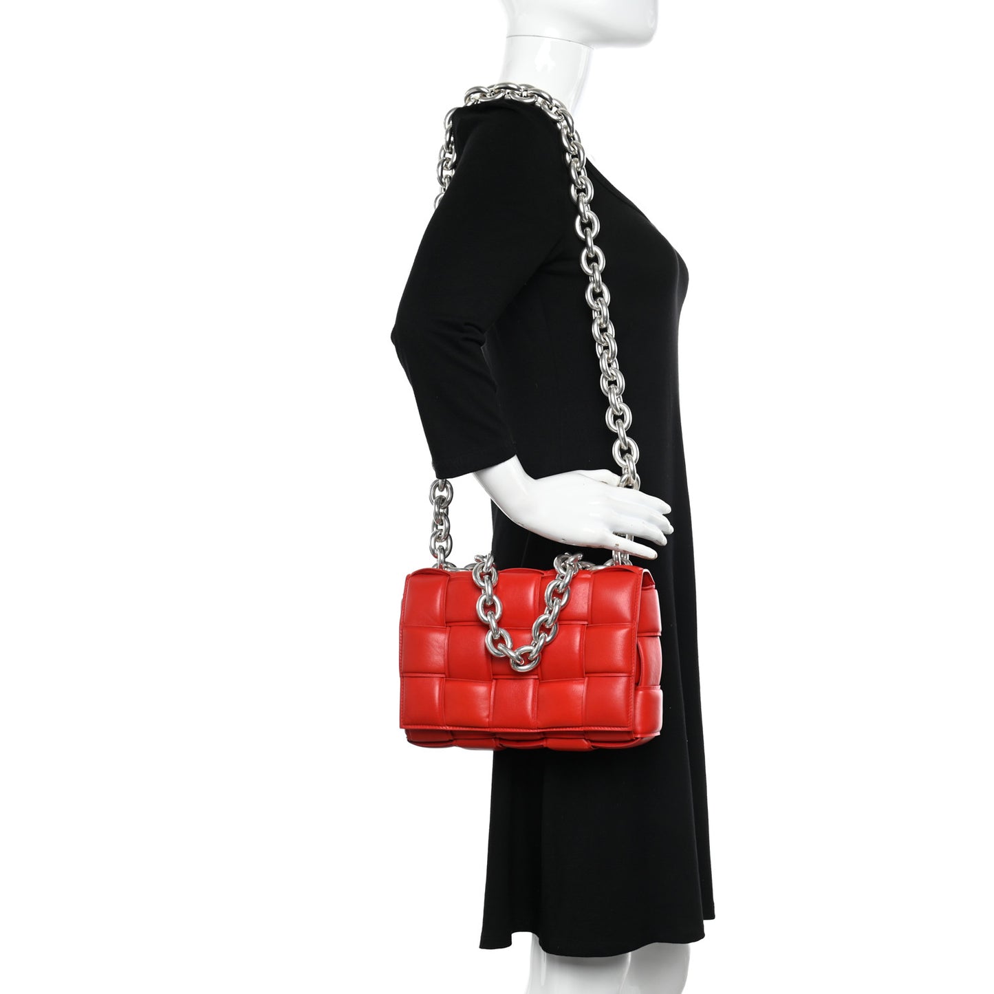 Lambskin Maxi Intreccio Padded Chain Cassette Crossbody Bag Nail Polish