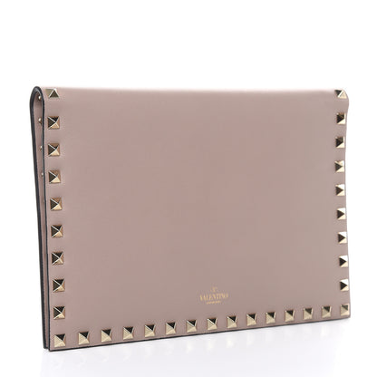 Valentino Garavani Nappa Rockstud Clutch Poudre 4 of 10