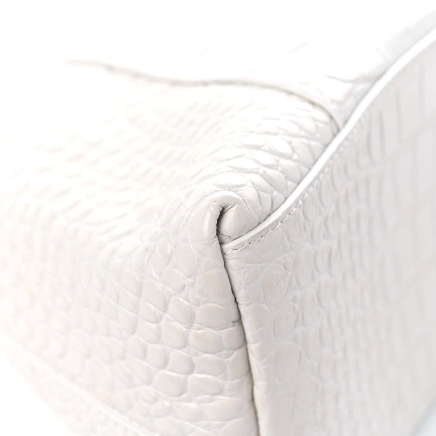 Extra Supple Calfskin Crocodile Embossed M Downtown Shoulder Bag White