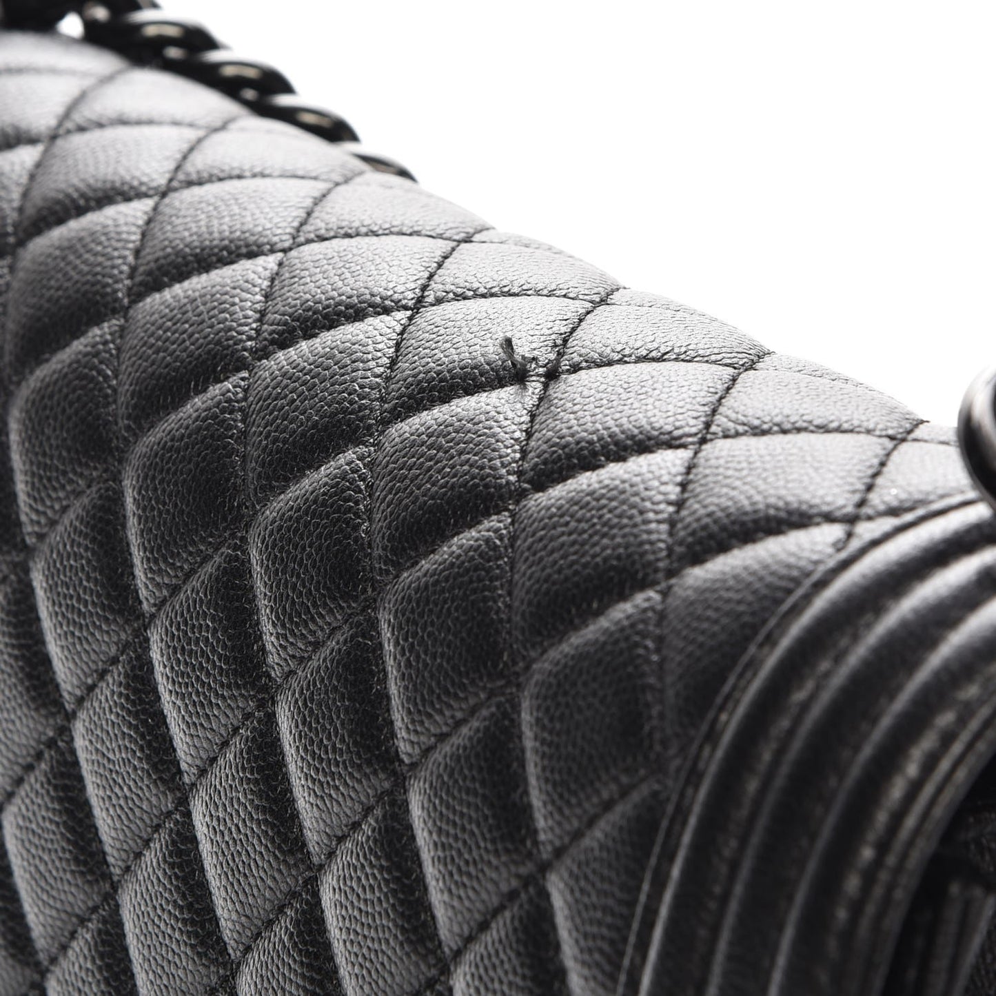 Caviar Quilted New Medium Boy Flap So Black