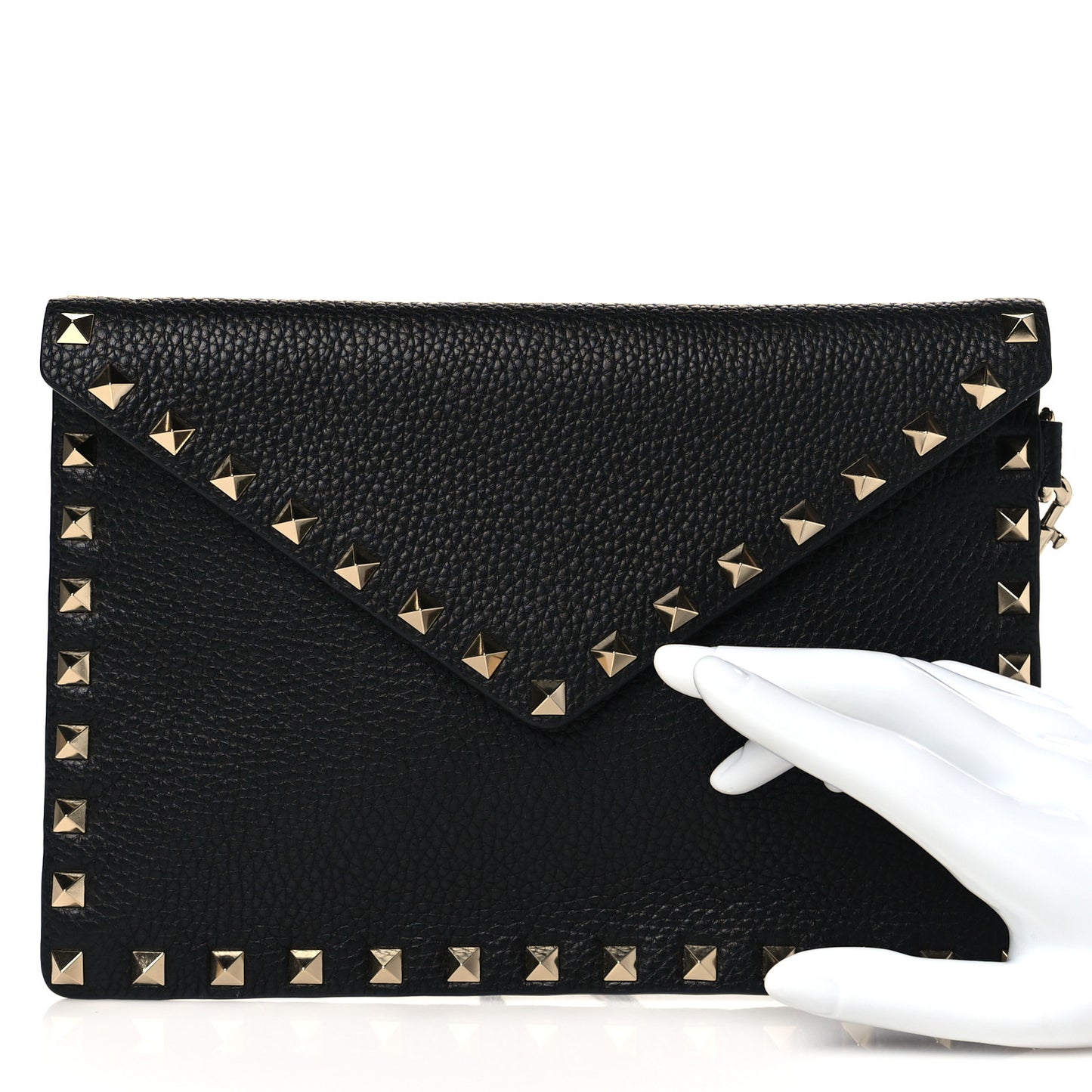 Pebbled Calfskin Medium Rockstud Envelope Flat Wristlet Pouch Black