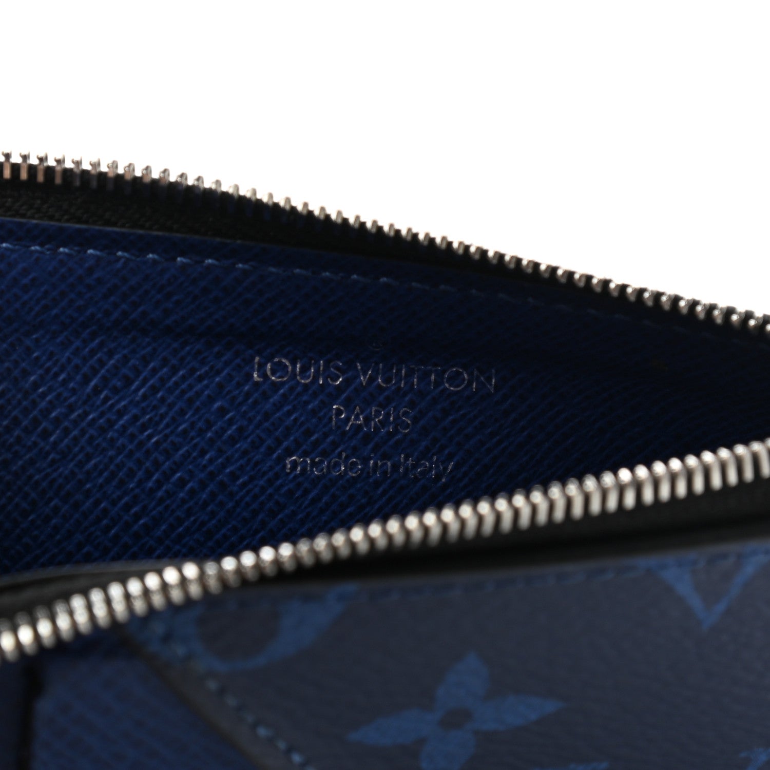 Louis Vuitton Monogram Taiga Coin Card Holder Cobalt 6 of 8
