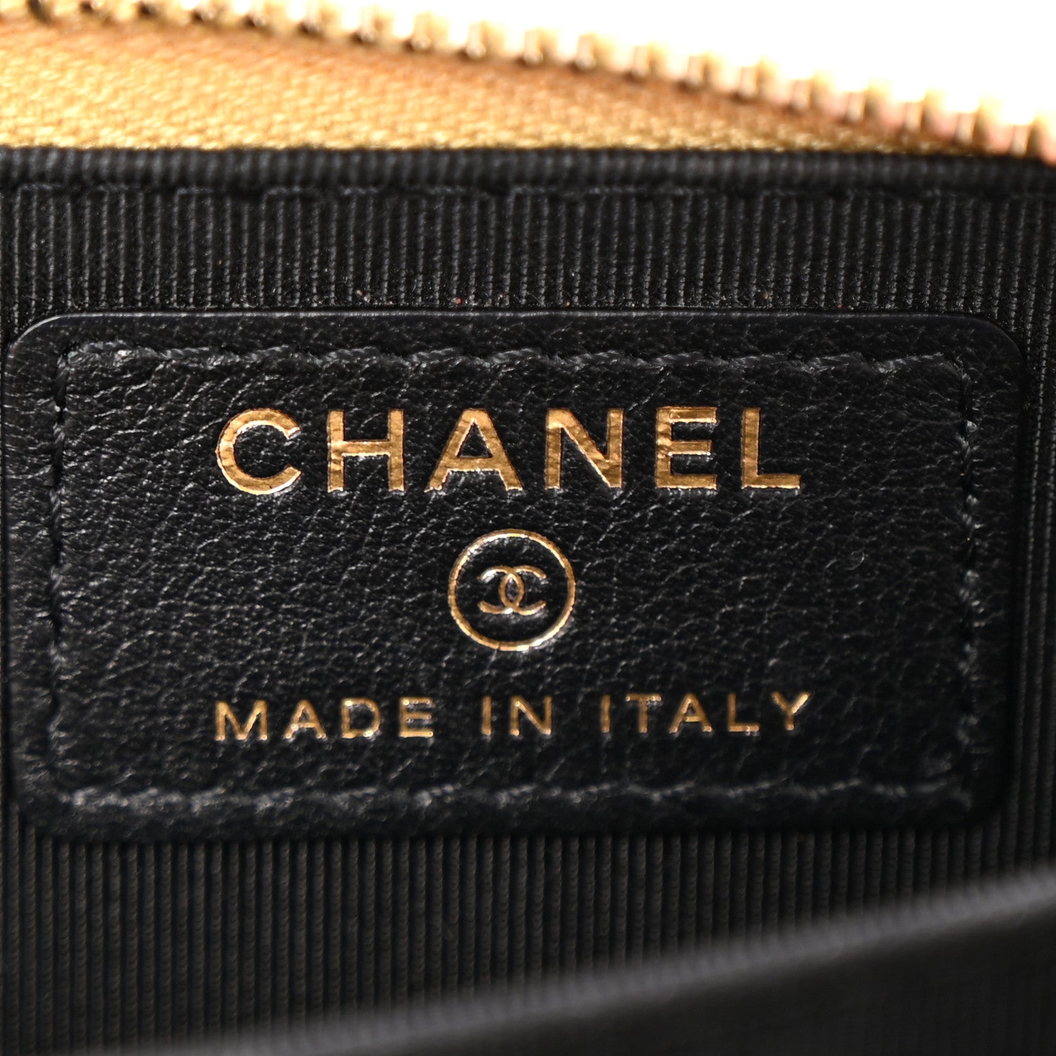 Chanel Metallic Calfskin Crocodile Embossed Cocodile Zip Coin Case Gold 6 of 9
