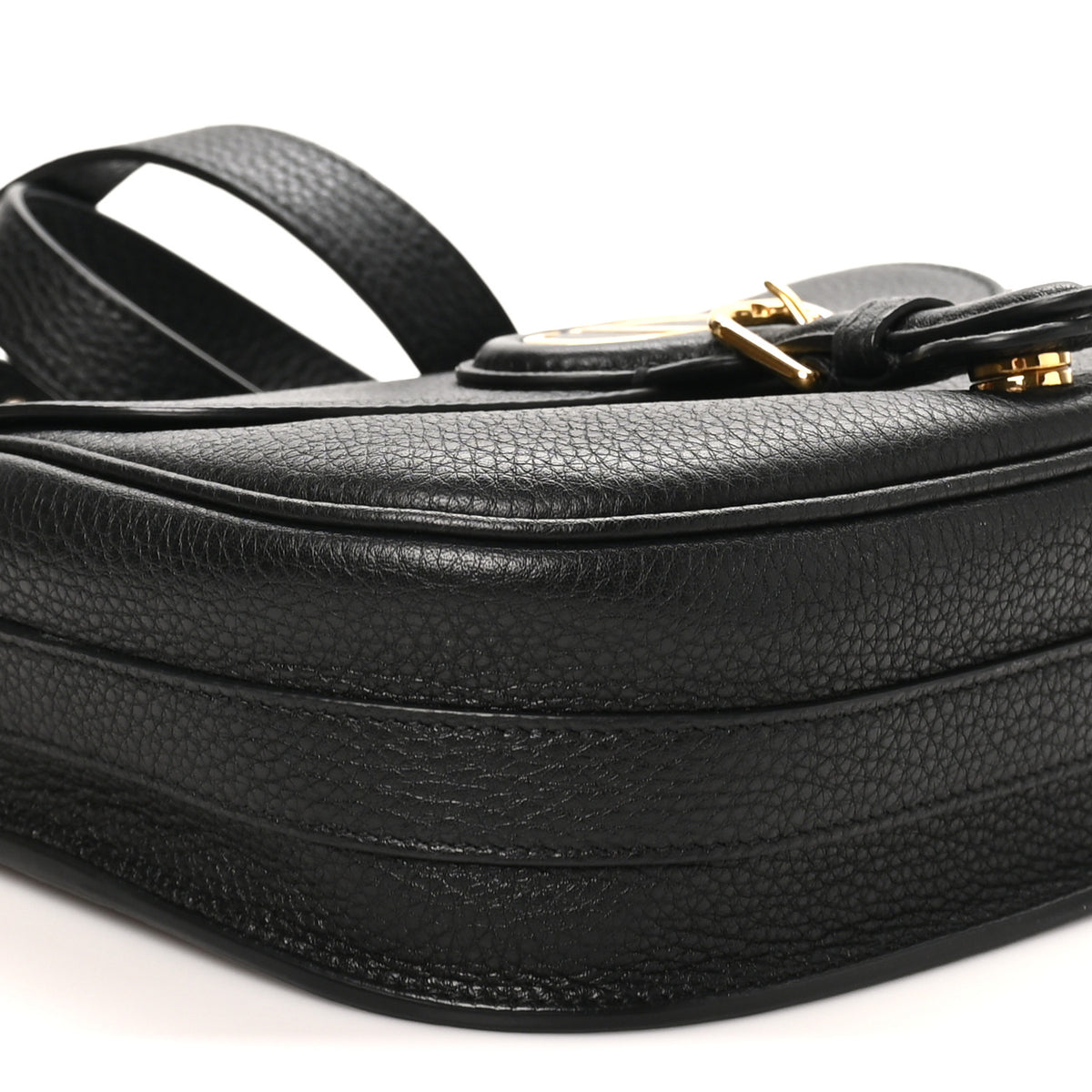 Grained Calfskin Medium Bobby Flap Black