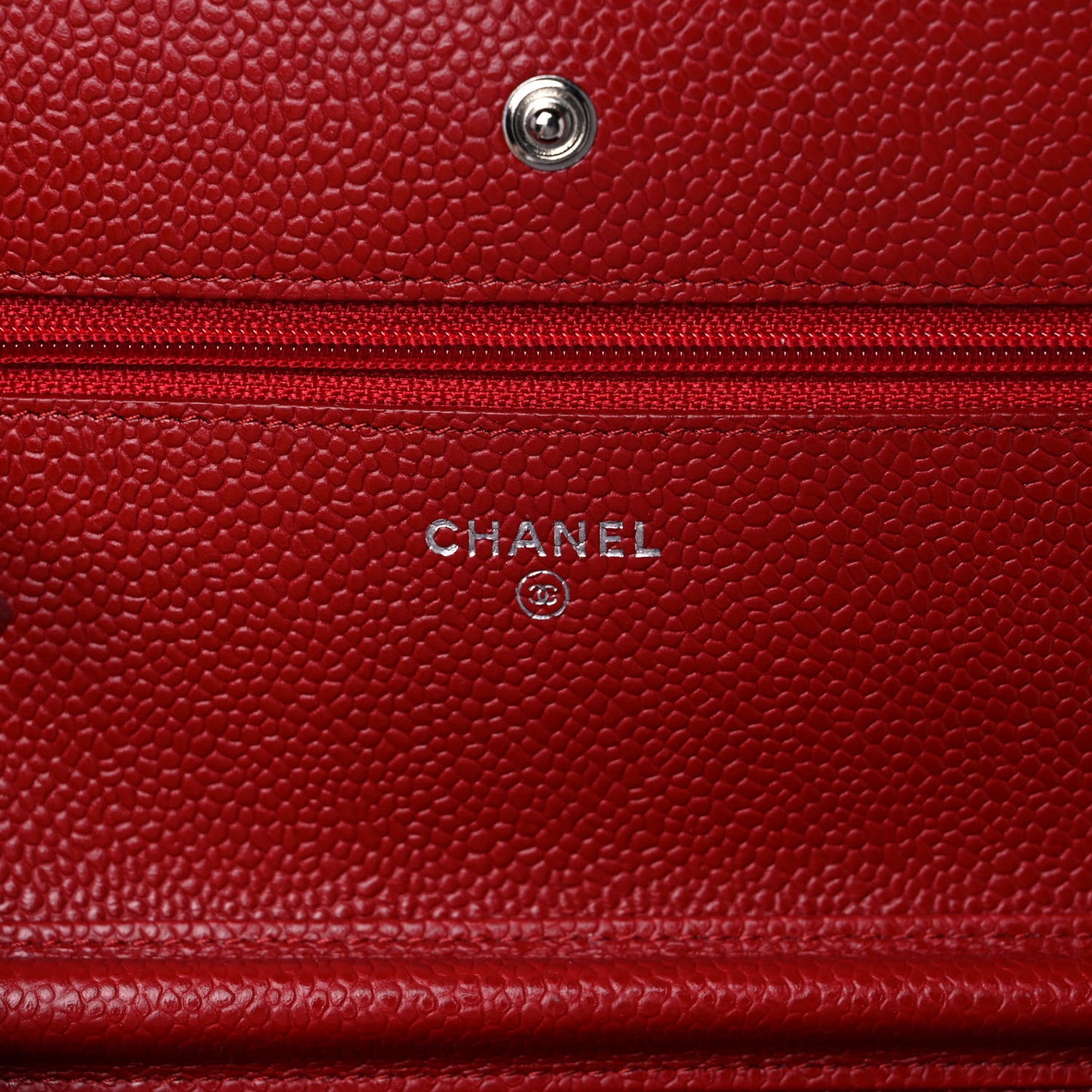 Caviar Quilted Wallet on Chain WOC Red