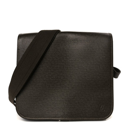 Louis Vuitton Taiga Andrei Messenger Bag Grizzli 1 of 11